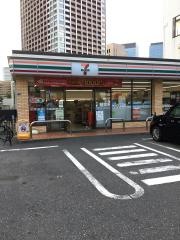 セブンイレブン　港区汐彩橋店
