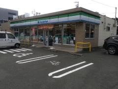 ファミリーマート　刈谷市かりがね店