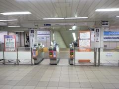 東梅田駅