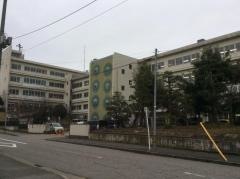 南小立野小学校