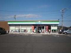 ファミリーマート　関円保通店