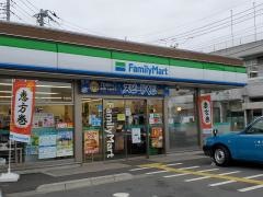 ファミリーマート　和光中央店