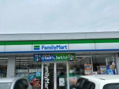 ファミリーマート　名四川越店