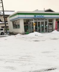 ファミリーマート　八戸青葉二丁目店