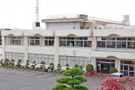 名和小学校