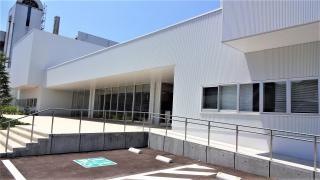 富山市立大沢野図書館