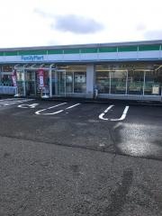 ファミリーマート　福井西谷店