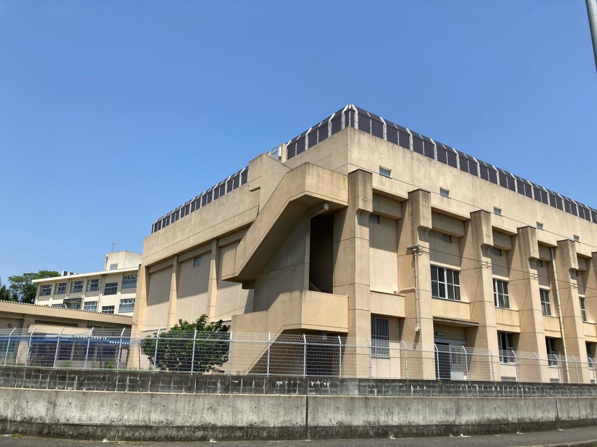 多々良中央中学校