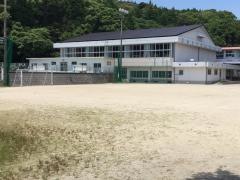 高来小学校