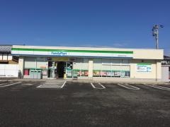 ファミリーマート　新潟中野山五丁目店
