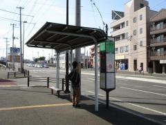「白萩町」バス停留所