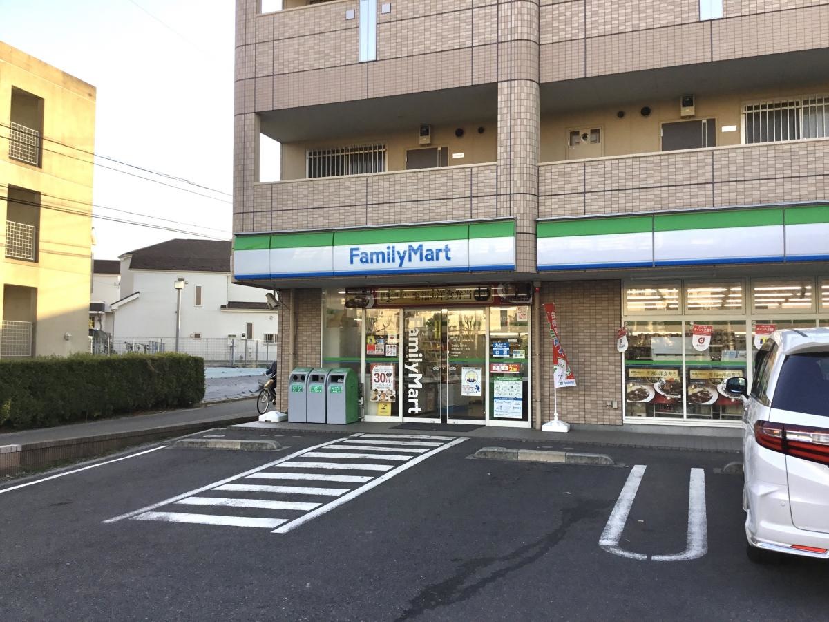 ファミリーマート　柏松葉町七丁目店外観