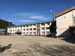 大河内小学校