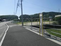 「新川」バス停留所