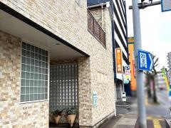 東歯科医院