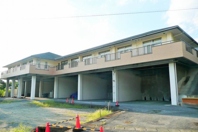 鶴生田園 施設外観