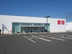 ユニクロ　平塚田村店