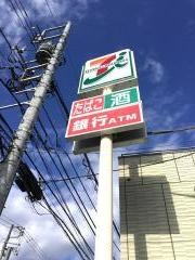 セブンイレブン　横浜洲崎店