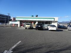 ファミリーマート　昭和町飯喰店