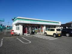 ファミリーマート　昭和町飯喰店