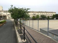 高須小学校
