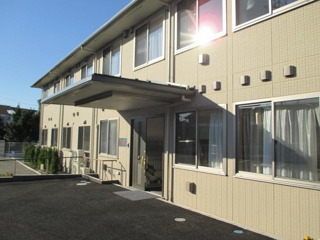 日生オアシス新座 施設外観