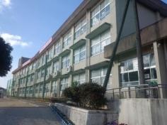 秋津小学校