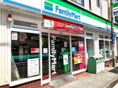ファミリーマート　雨宮音楽通り店