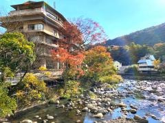 ホテル河鹿荘