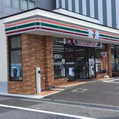 セブンイレブン　枚方市役所前店