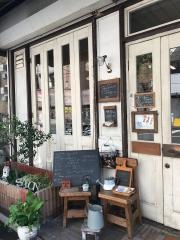 カフェ・シオン
