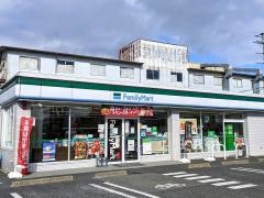 ファミリーマート　彦根小泉店