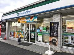 ファミリーマート　彦根小泉店