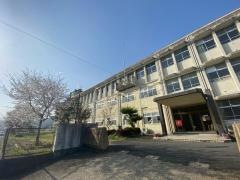 石川小学校