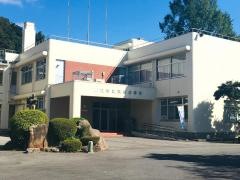 来待小学校