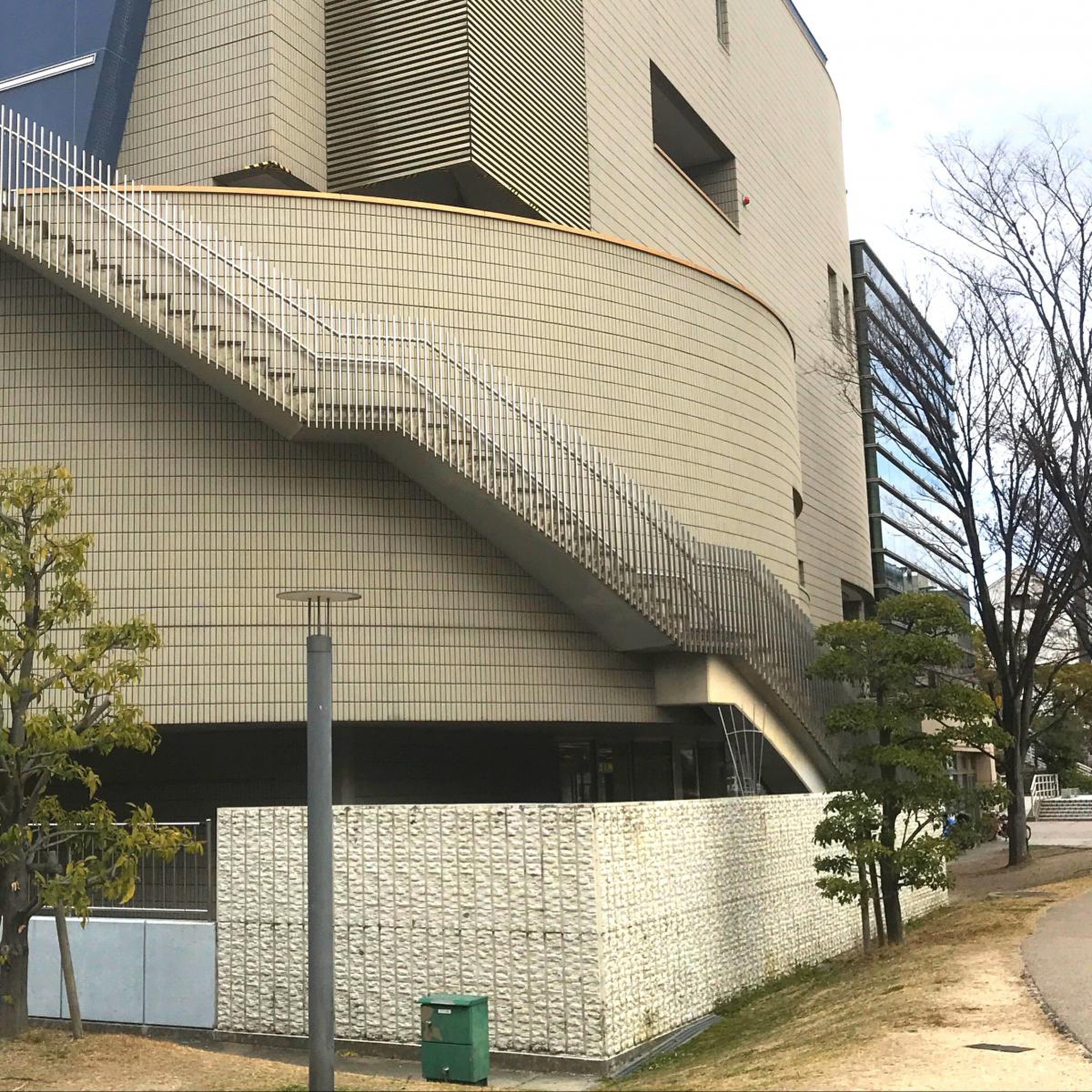 西川 アイ プラザ
