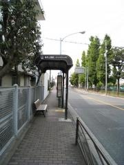 「御幸公園前」バス停留所