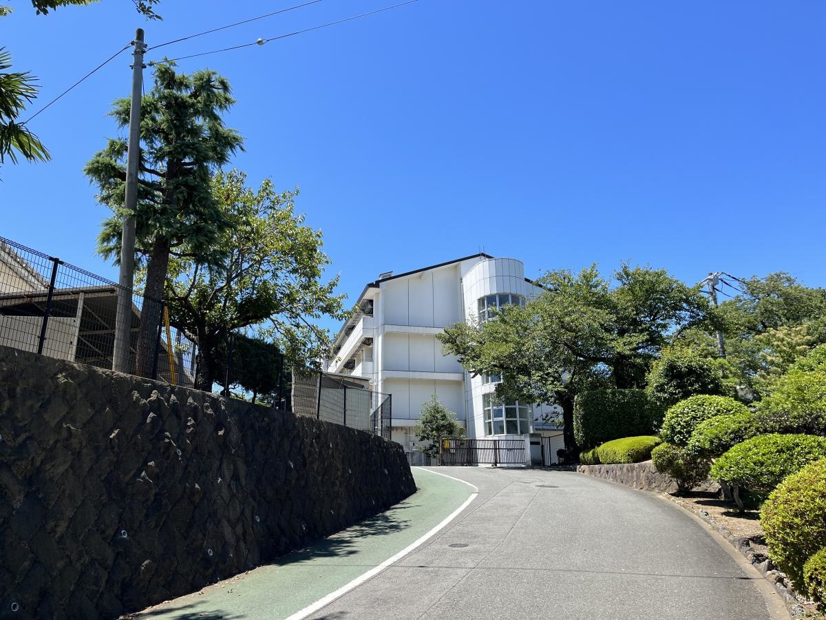 平塚市立土沢中学校 神奈川県平塚市／ 中学校