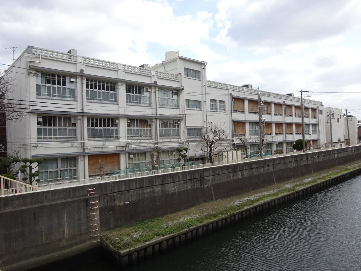 東中川小学校