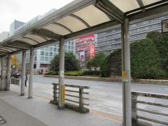 「新宿駅西口」バス停留所