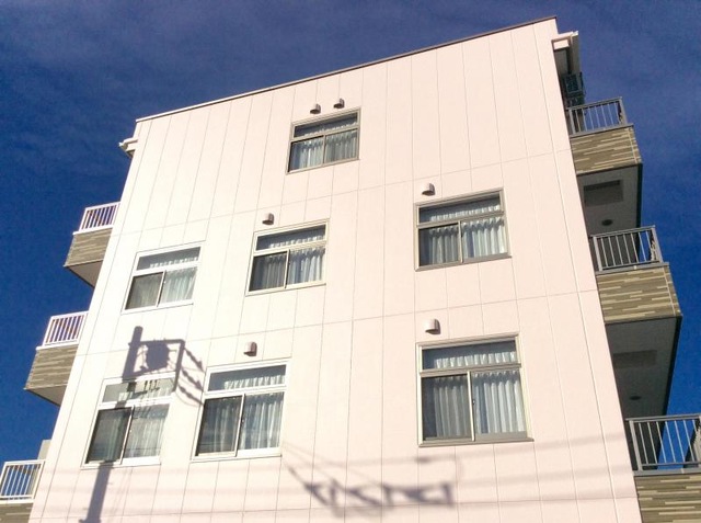サービス付き高齢者向け住宅 マザーホーム戸室 施設外観