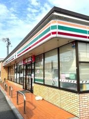 セブンイレブン　西尾鶴城町店