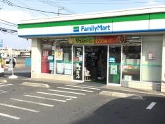 ファミリーマート　川越的場店