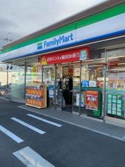ファミリーマート　福島駅西口店