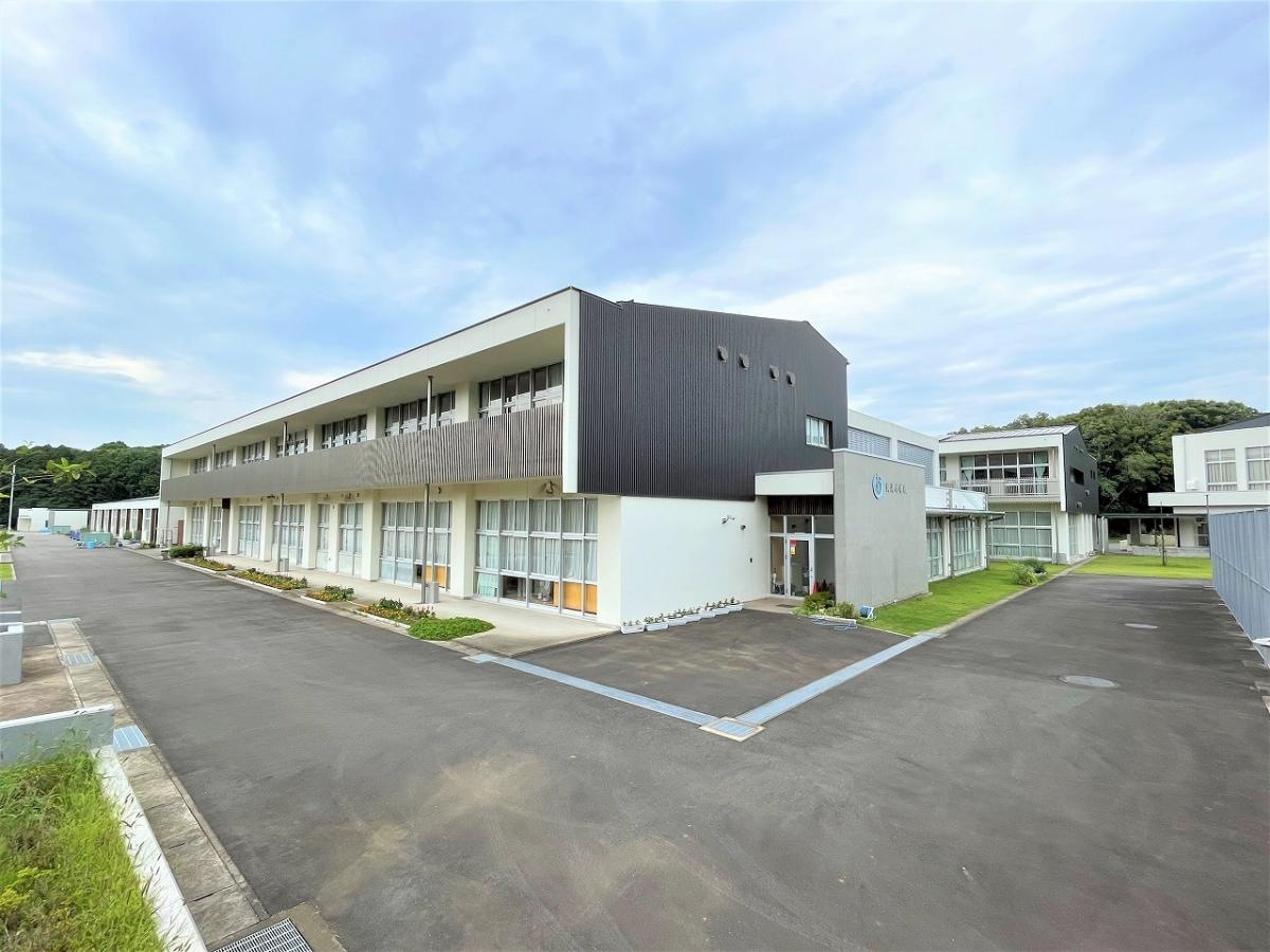 門からの