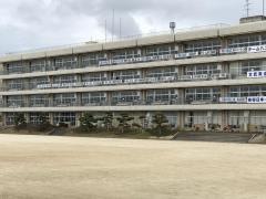 匝瑳市立八日市場第二中学校