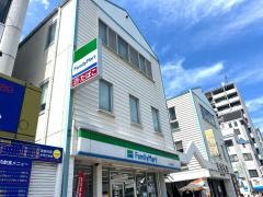 ファミリーマート　名古屋港店
