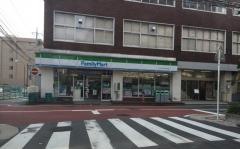 ファミリーマート　テイスティ溝ノ口店