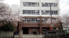 萱野東小学校