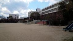 萱野東小学校